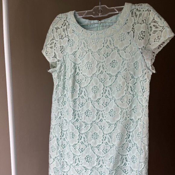 The Loft Lace Dress - Picture 1 of 4